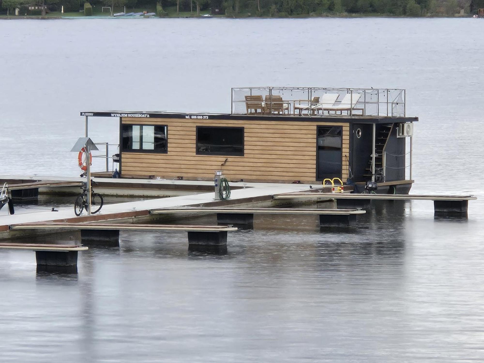 Domek Na Wodzie - Houseboat -Sauna, Taras Na Dachu, Dwie Sypialnie Mikołajki Exterior photo